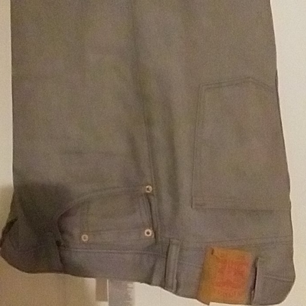 Levis